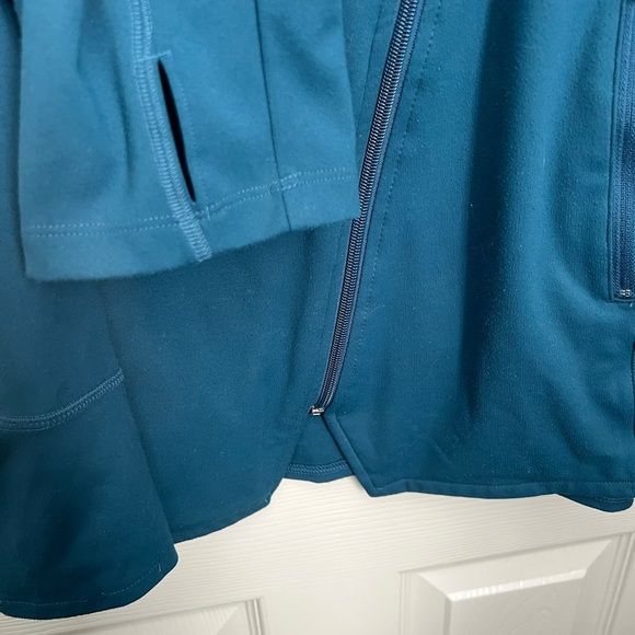 Livi Active Teal Zip-Up Jacket - Picture 5 of 8